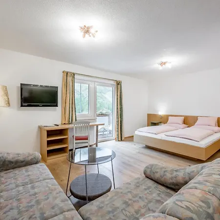 Smarthotel Bergresidenz - Adults Only