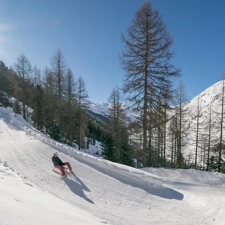 Smarthotel Bergresidenz - Adults Only